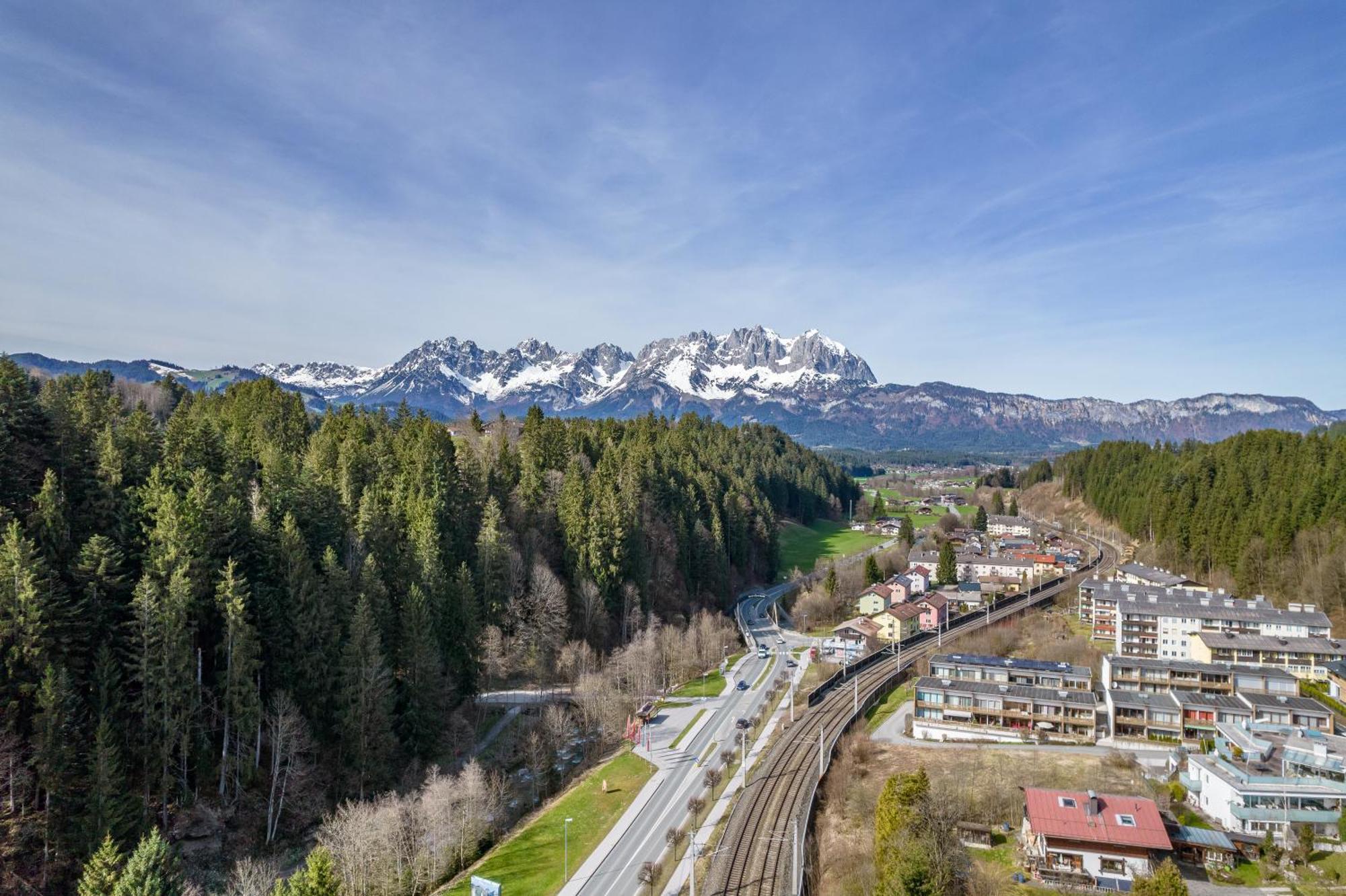 Na-Home Kitzbuehel Streif Exterior photo